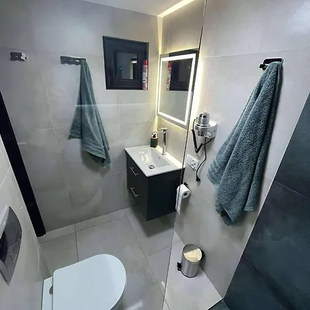 Brda 5 Osobowa Z Jacuzzi Σαλέ *